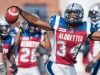 Deux joueurs des Alouettes à Lachine